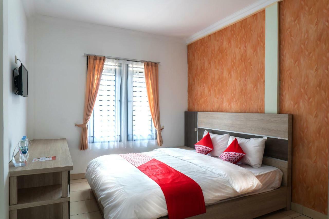 בנדונג Super Oyo 617 Sukaraja Residence Syariah מראה חיצוני תמונה